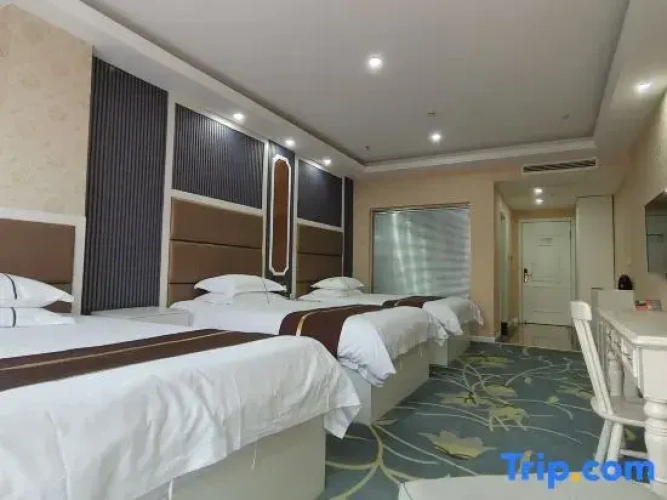 Deluxe Triple room