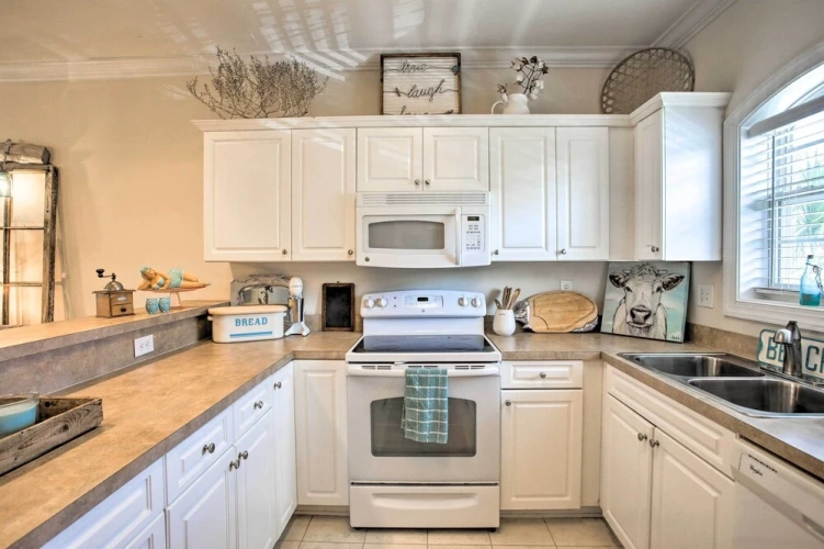 2 Bedrooms Apartment