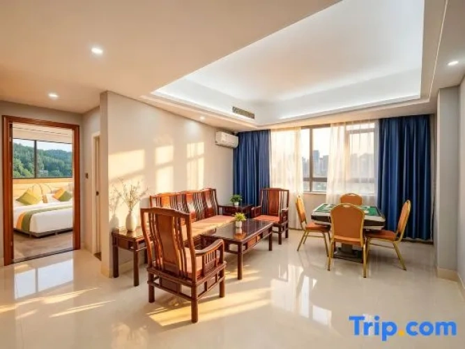 Deluxe Suite