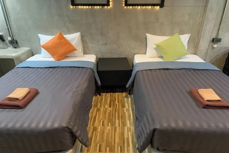 Deluxe Twin room