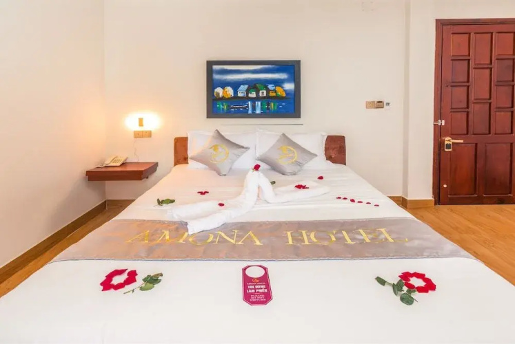 Amona Hotel