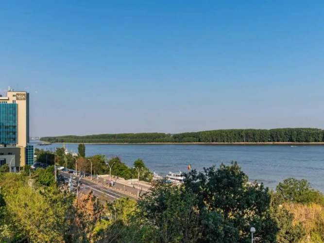 Family Suite with balcony and with river view