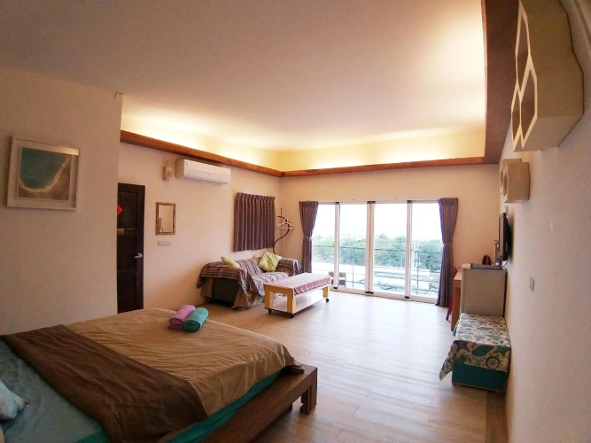 Deluxe Double room with balcony and with sea view