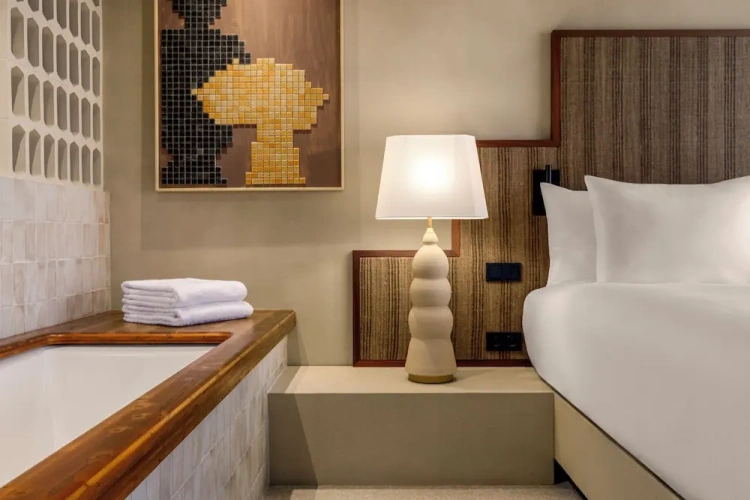 Double Junior Suite with lake view