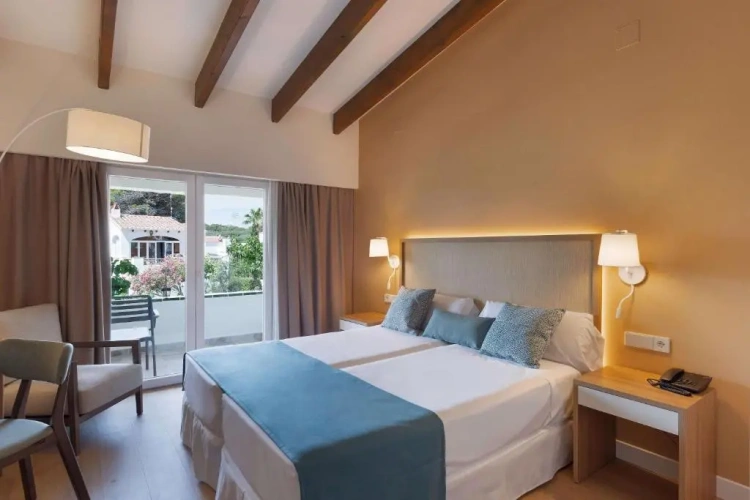 Double room with garden view