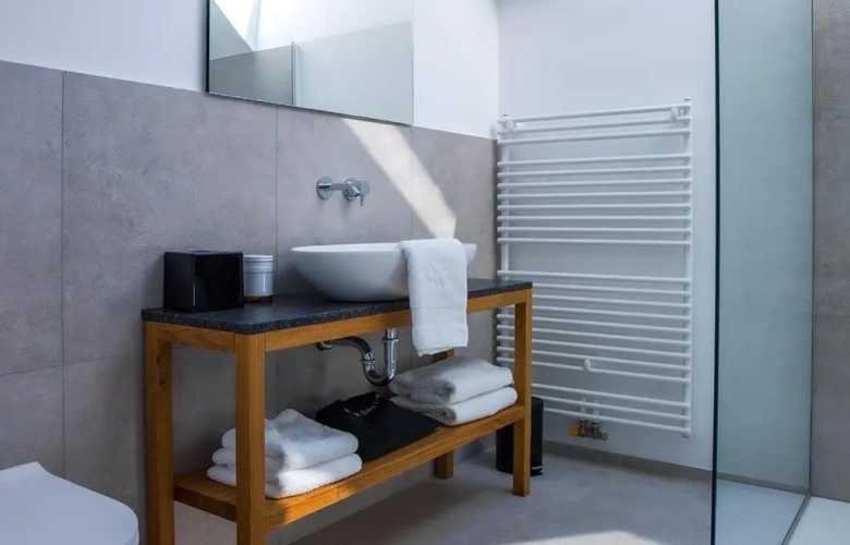 Suite with balcony