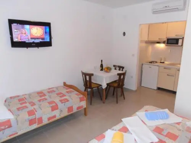 Apartment Villa Bešker