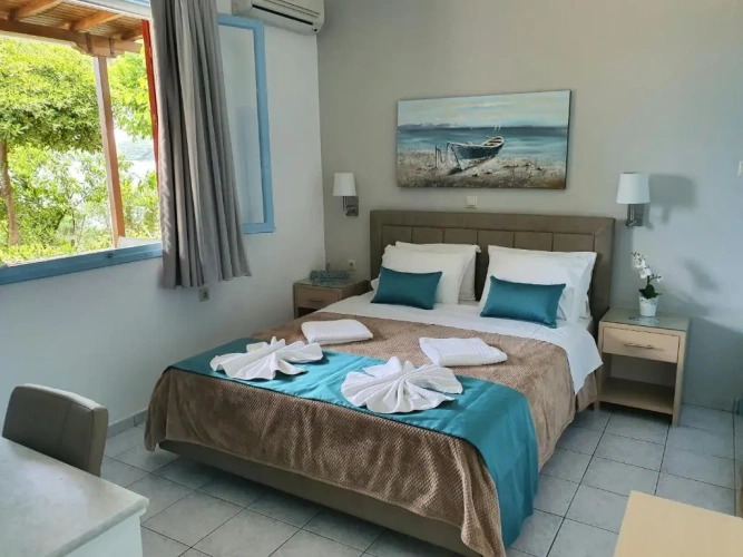 3 Bedrooms Cottage
