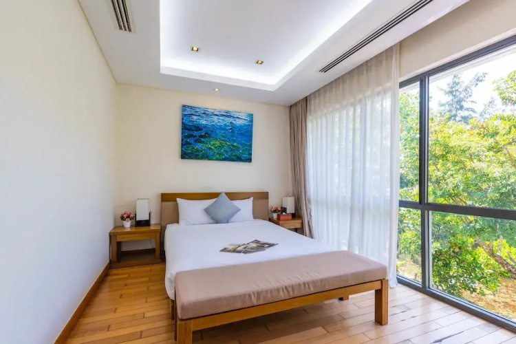 Ocean Villa Danang Beach