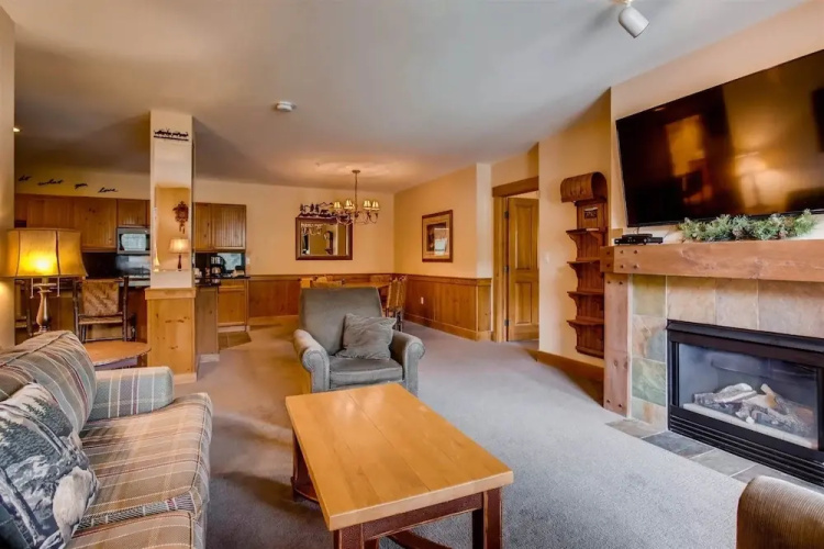 3 Bedroom Condo