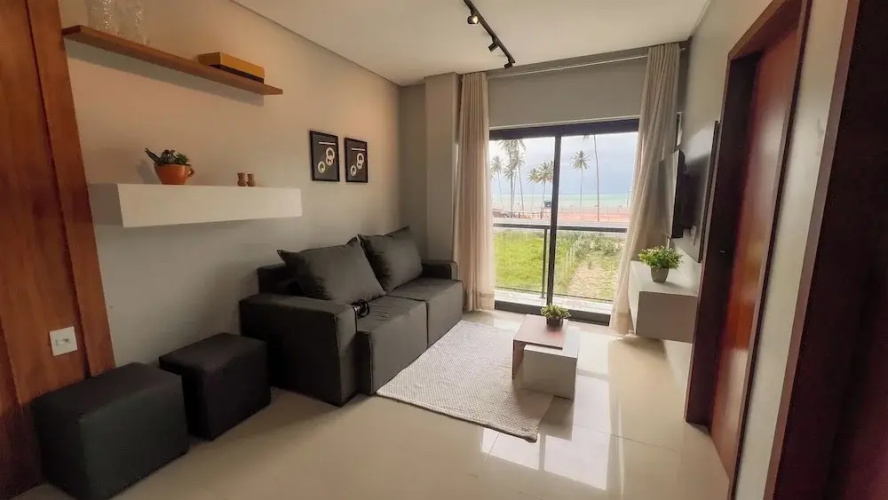 Apto Pet Friendly com Piscina a 100m da Orla