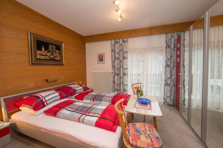 Hölzl Bed & Breakfast