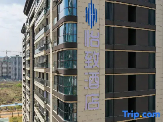 EzzI Hotel