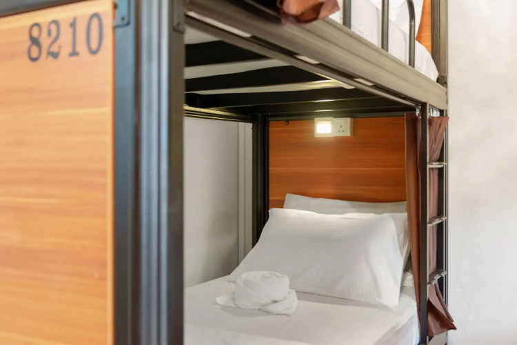 7 Wonders Hostel @ Upper Dickson (SG Clean Certified)