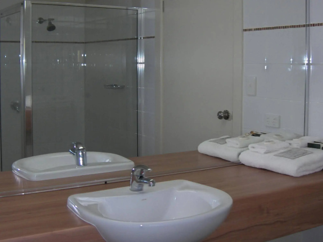 Alexander Cameron Suites