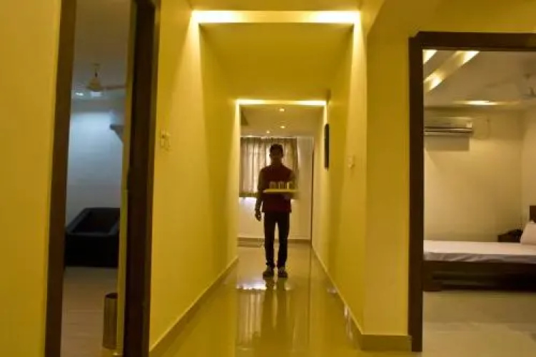 Hotel Vrindavan Palace