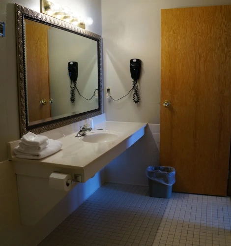 1 Bedroom Standard Suite
