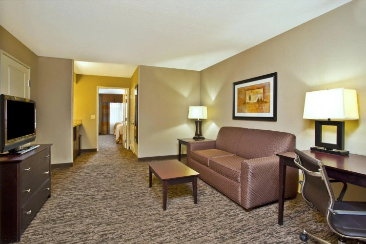 Quadruple Suite