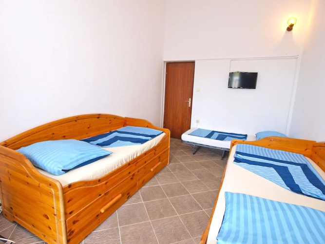 Apartments Ivan 65