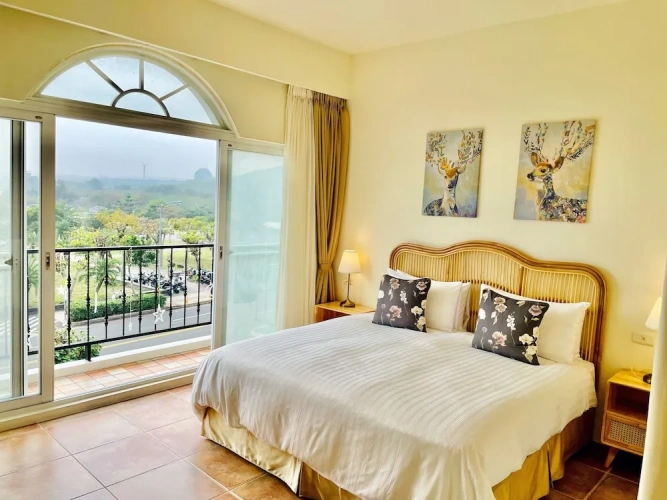 Superior Double room with balcony and with ocean view