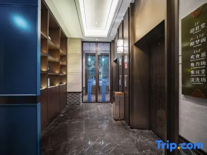 Till Bright Hotel