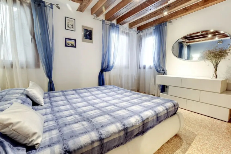 Ca' Patrizia Apartment in Venice