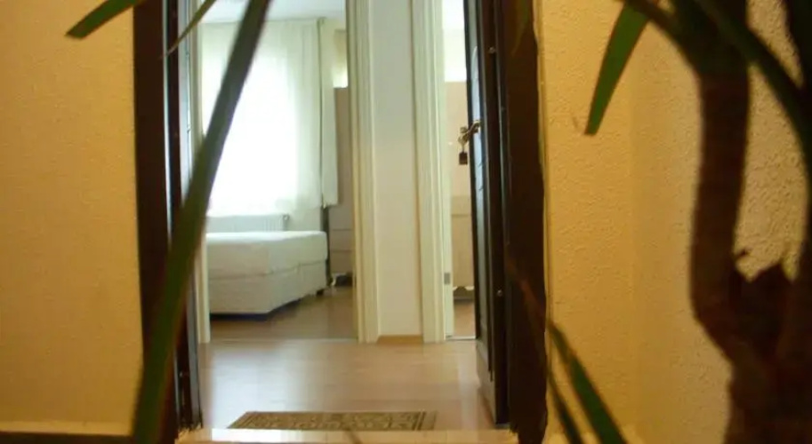 Sakura Apartment Hotel