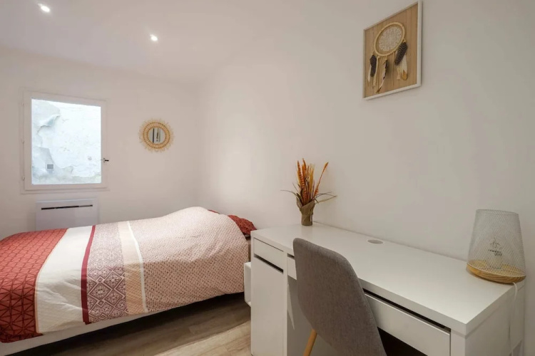 Modern flat in historic center by GuestReady