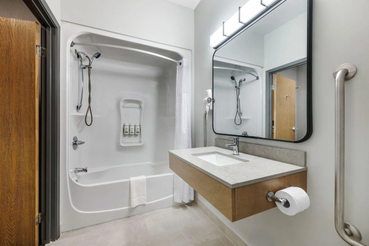 Days Inn by Wyndham Thunder Bay North photo 11