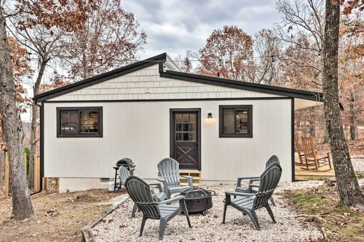 2 Bedrooms Cottage