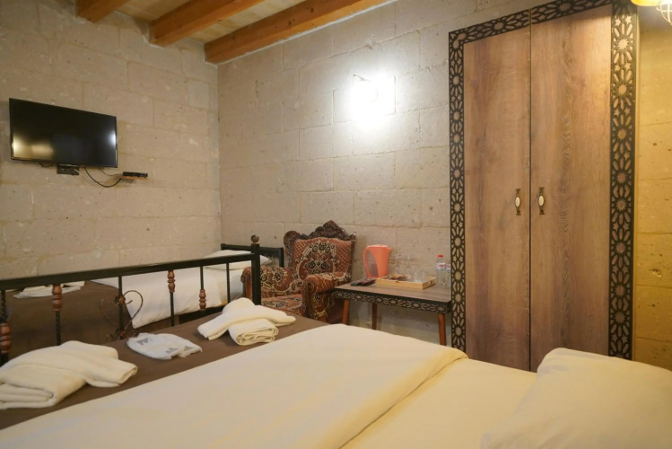View Cave Hotel