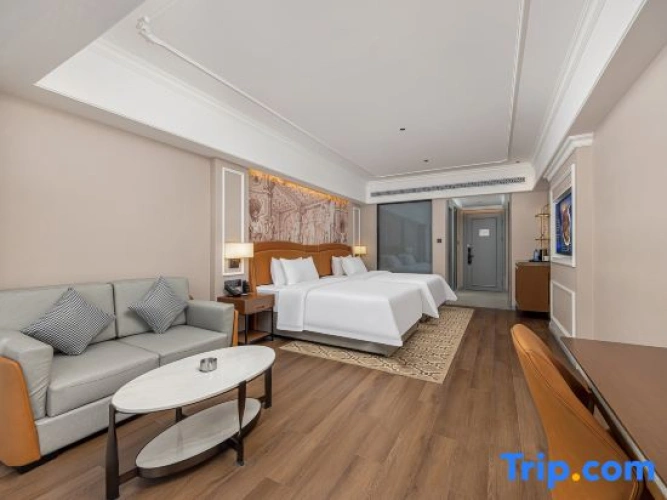 Deluxe Twin room with view