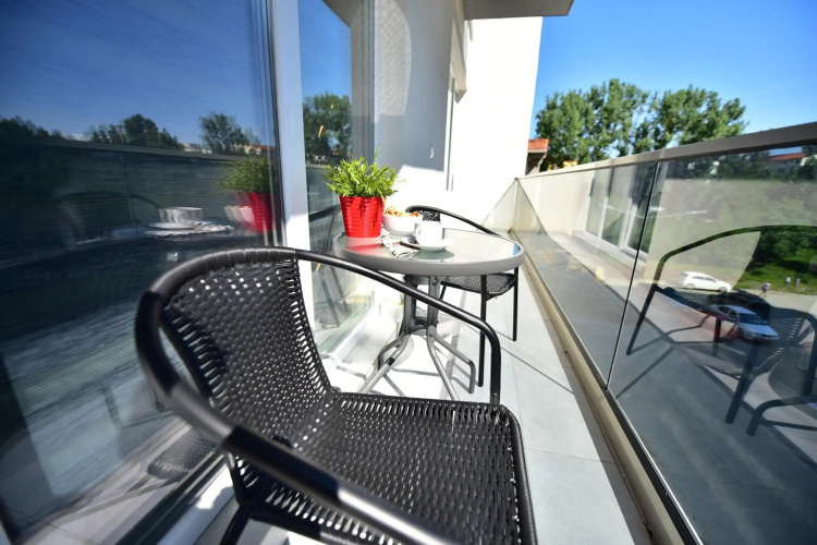 FLH - LULU Apartment