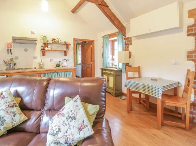 Lily Cottage
