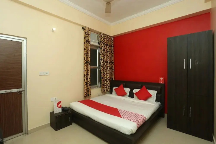 Vrindawan Galaxy by OYO Rooms