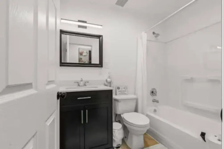 Cozy&Chic Apartments Near Downtown