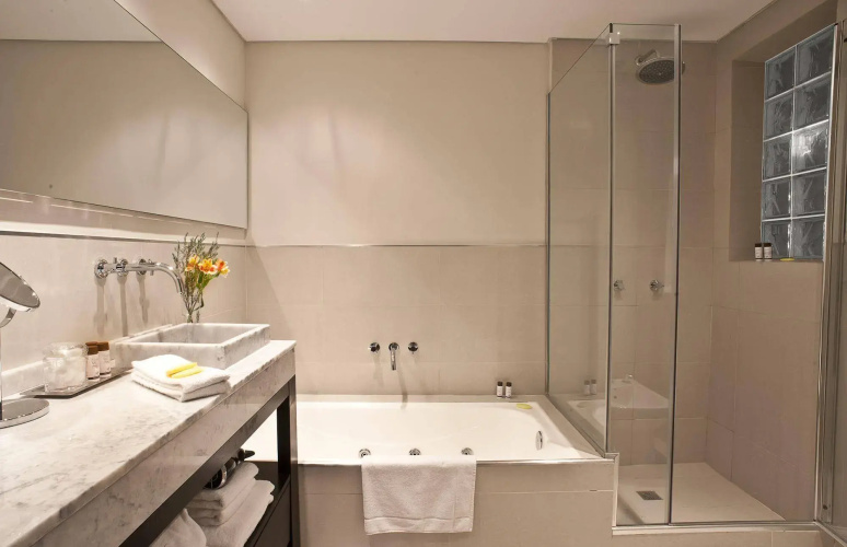 Palermo Tower by P Hotels