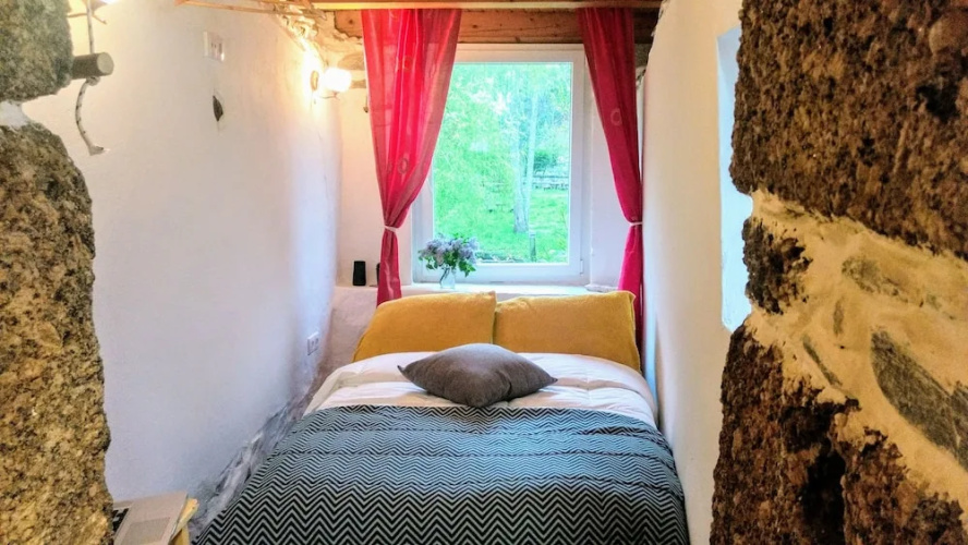 Sandomil Riverbeach Tiny House