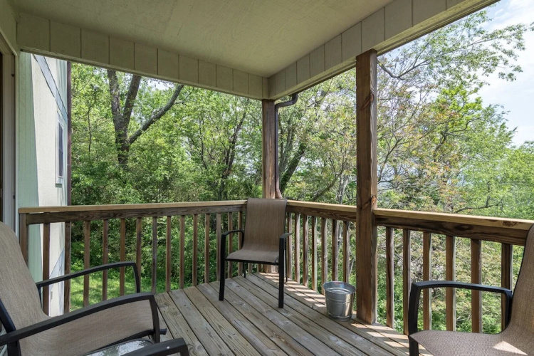 Eastern Sky - 1 Br Home