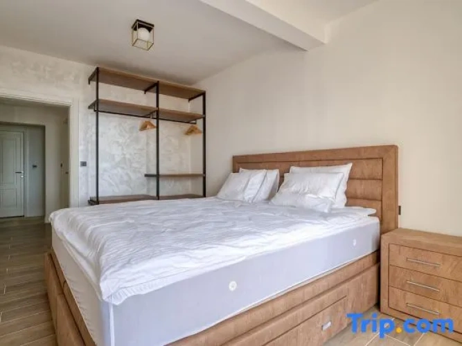 2 Bedrooms Apartment with sea view