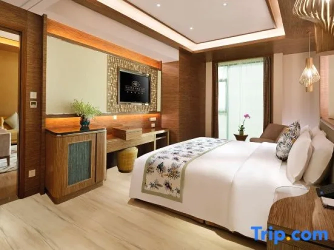 1 Bedroom Suite with garden view
