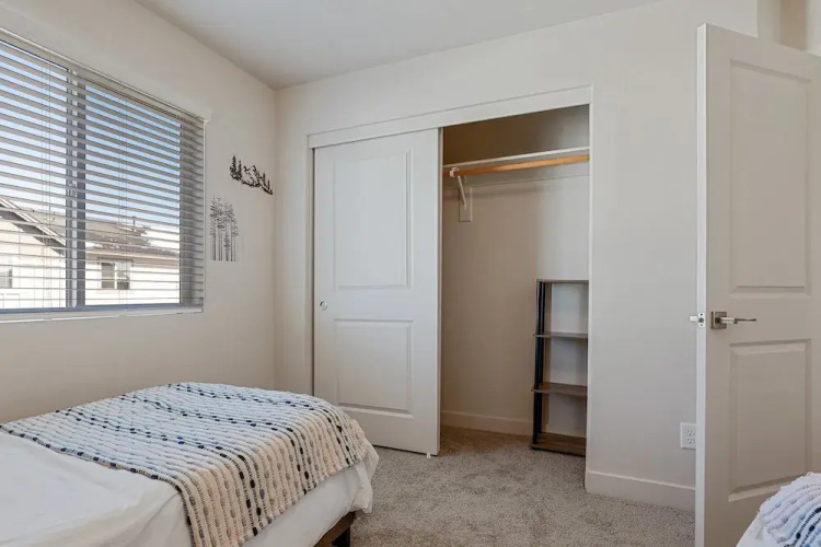 Bliss Flagstaff 55