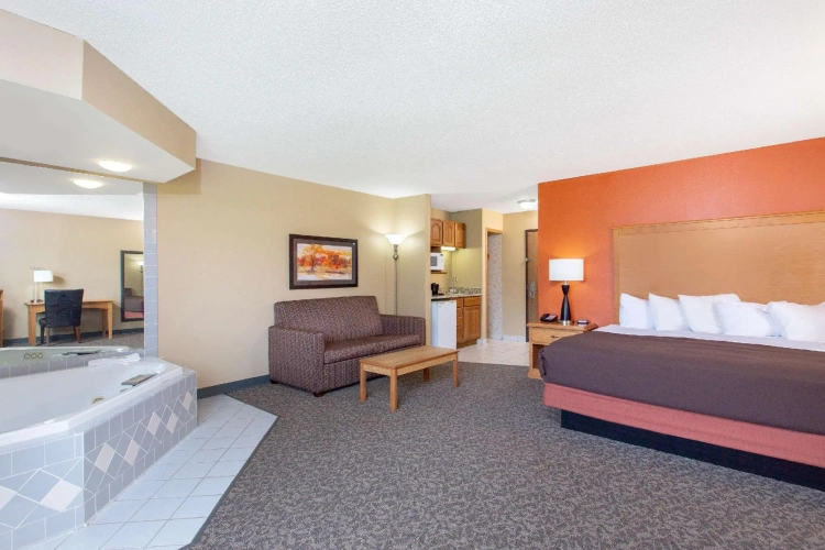 Double Suite