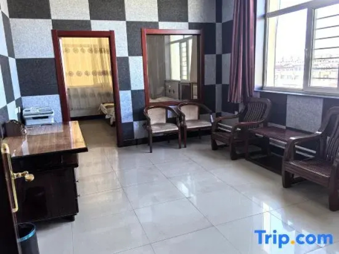 Yuanfeng Hotel