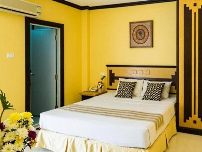Chalermporn Guesthouse