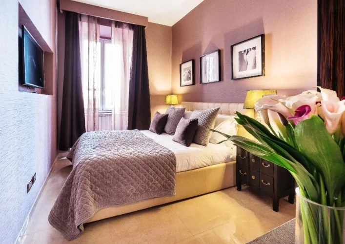 3 Bedrooms Apartment