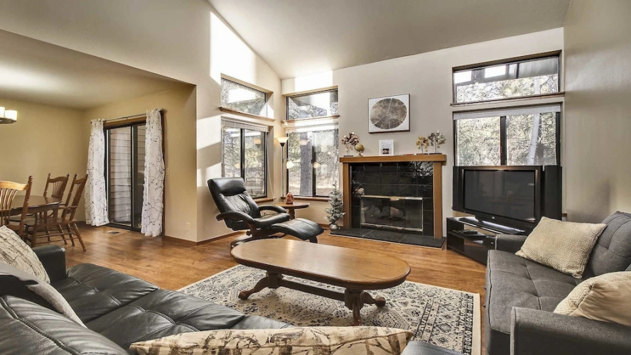 Skyline Condo 02