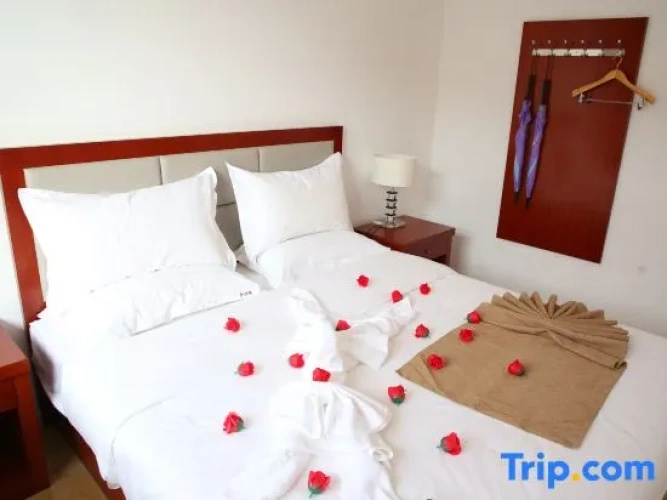 2 Bedrooms Suite