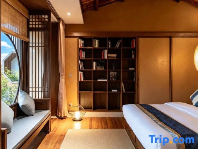 Double Suite with balcony and with river view