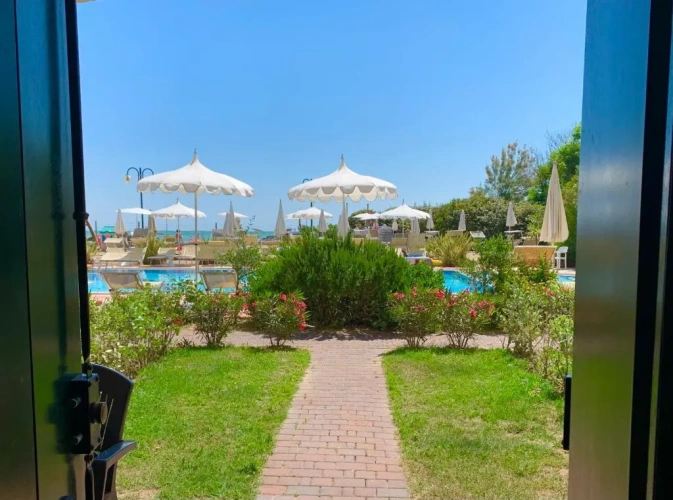 1 Bedroom Triple Apartment